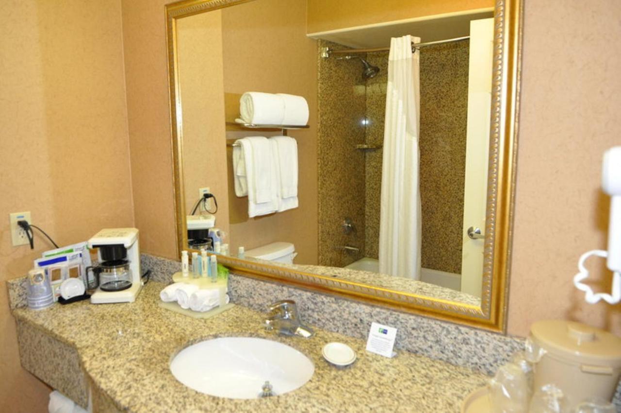 Standard Room at Holiday Inn Express Las Vegas-Nellis by IHG