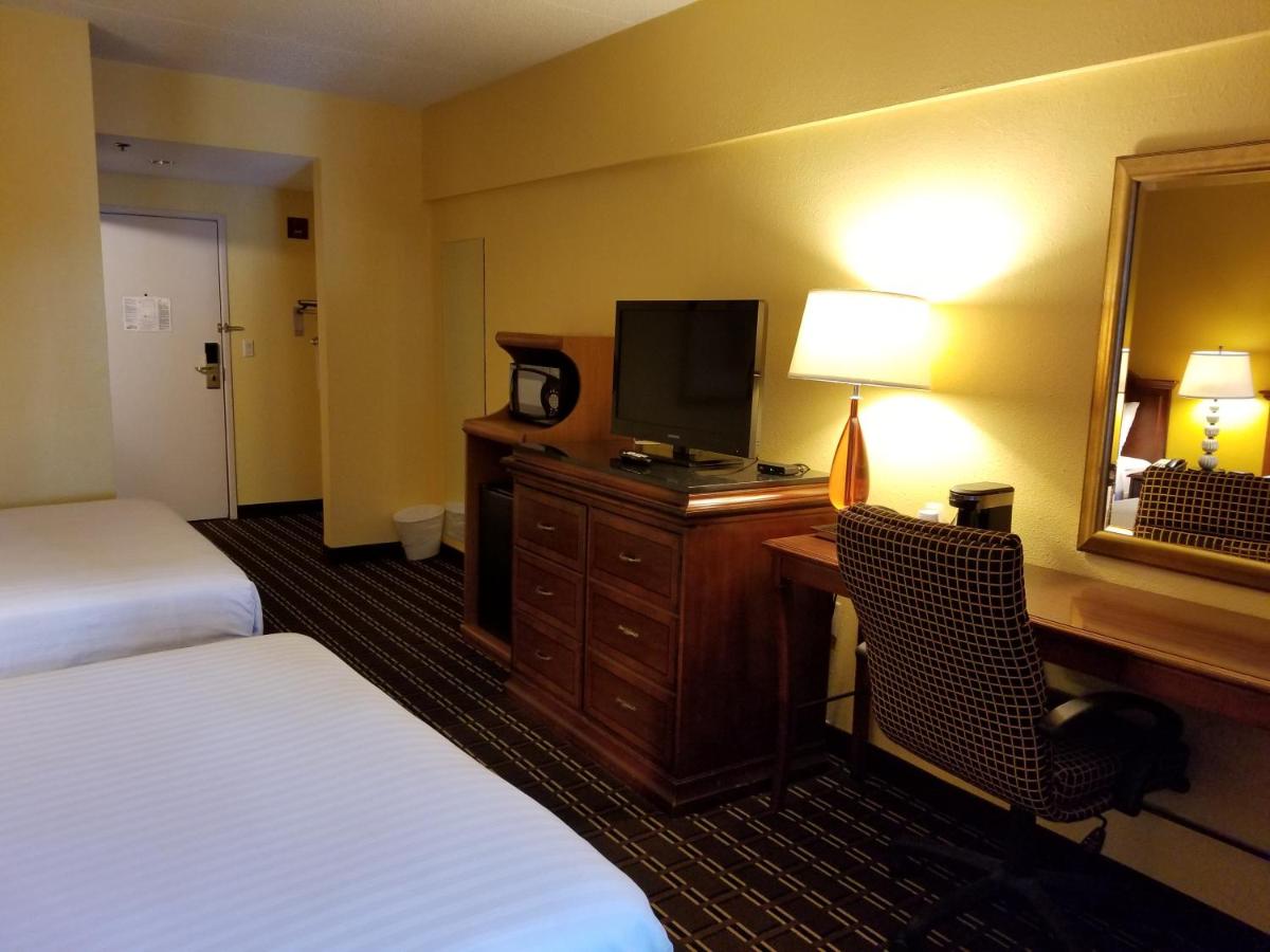 Deluxe Double or Twin Room at The Comstock Inn and Conference Center