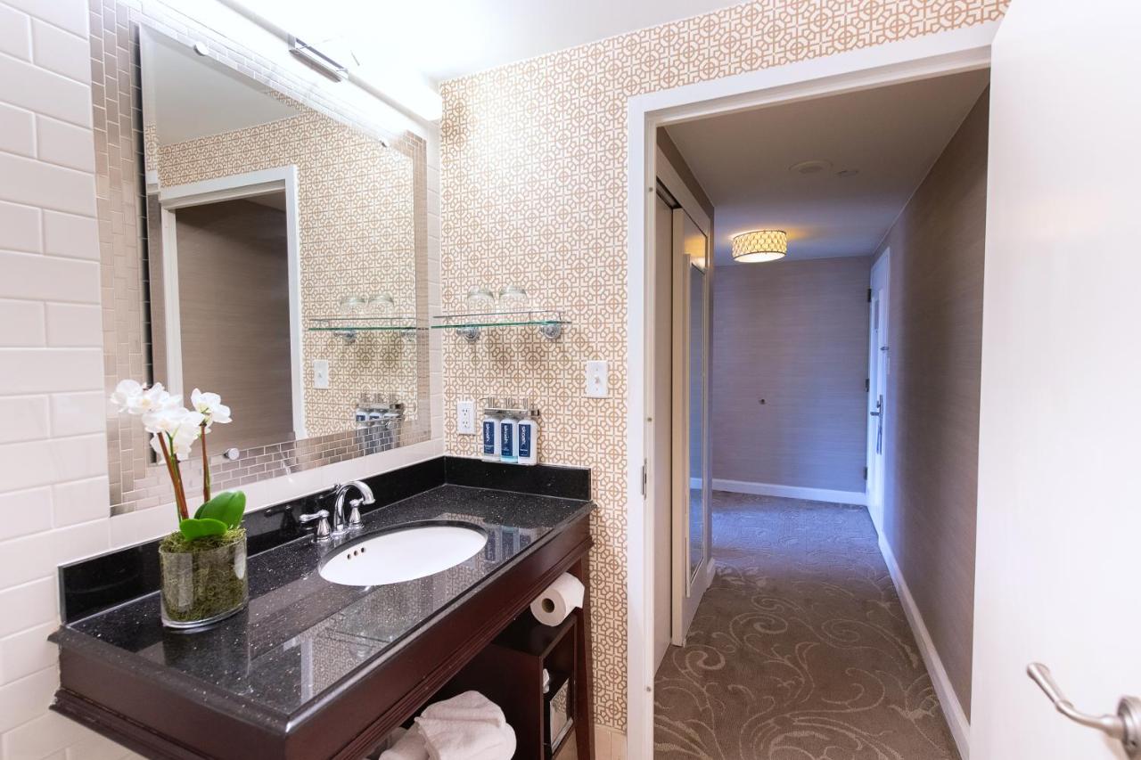 Suite King at Hamilton Hotel Washington DC