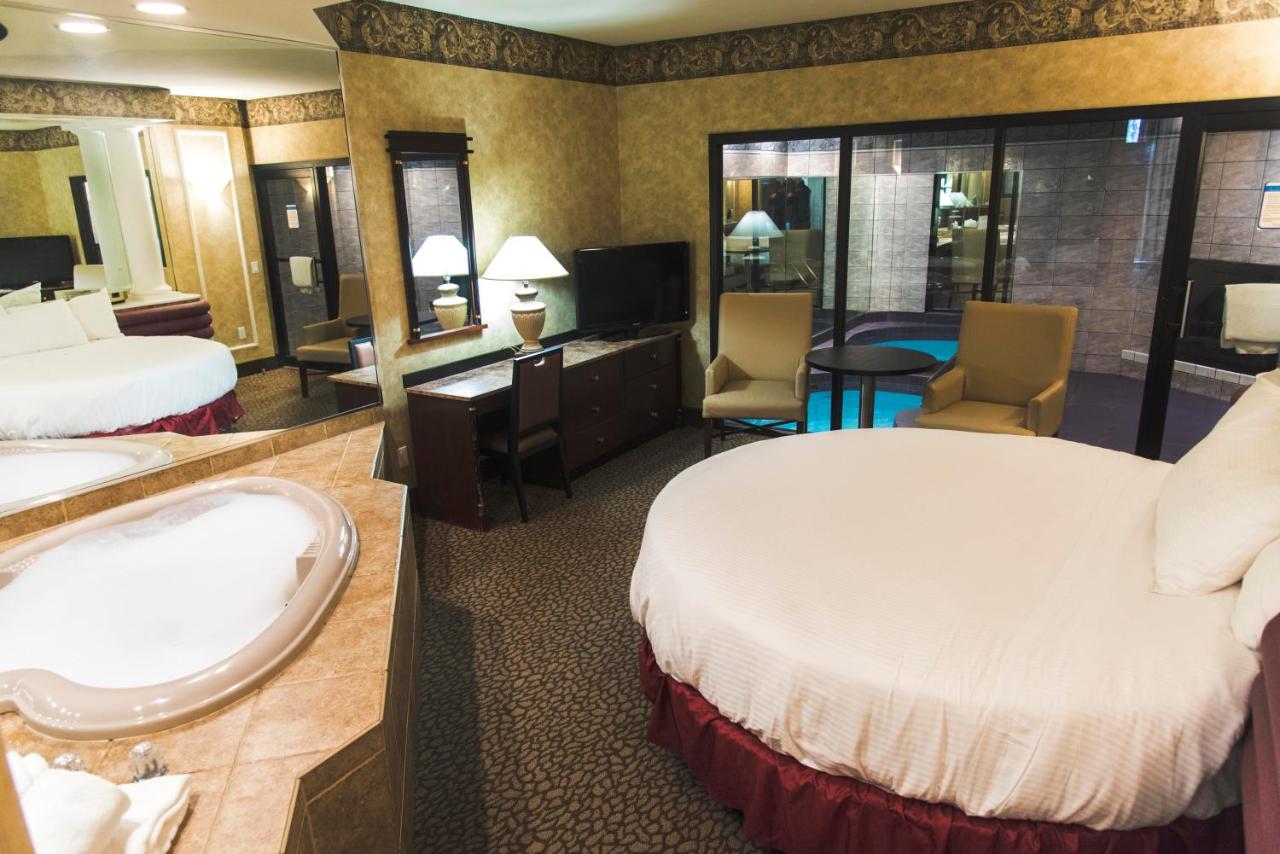 Diana's Oasis Suite at Paradise Stream Resort