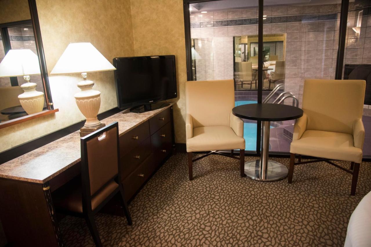 Diana's Oasis Suite at Paradise Stream Resort