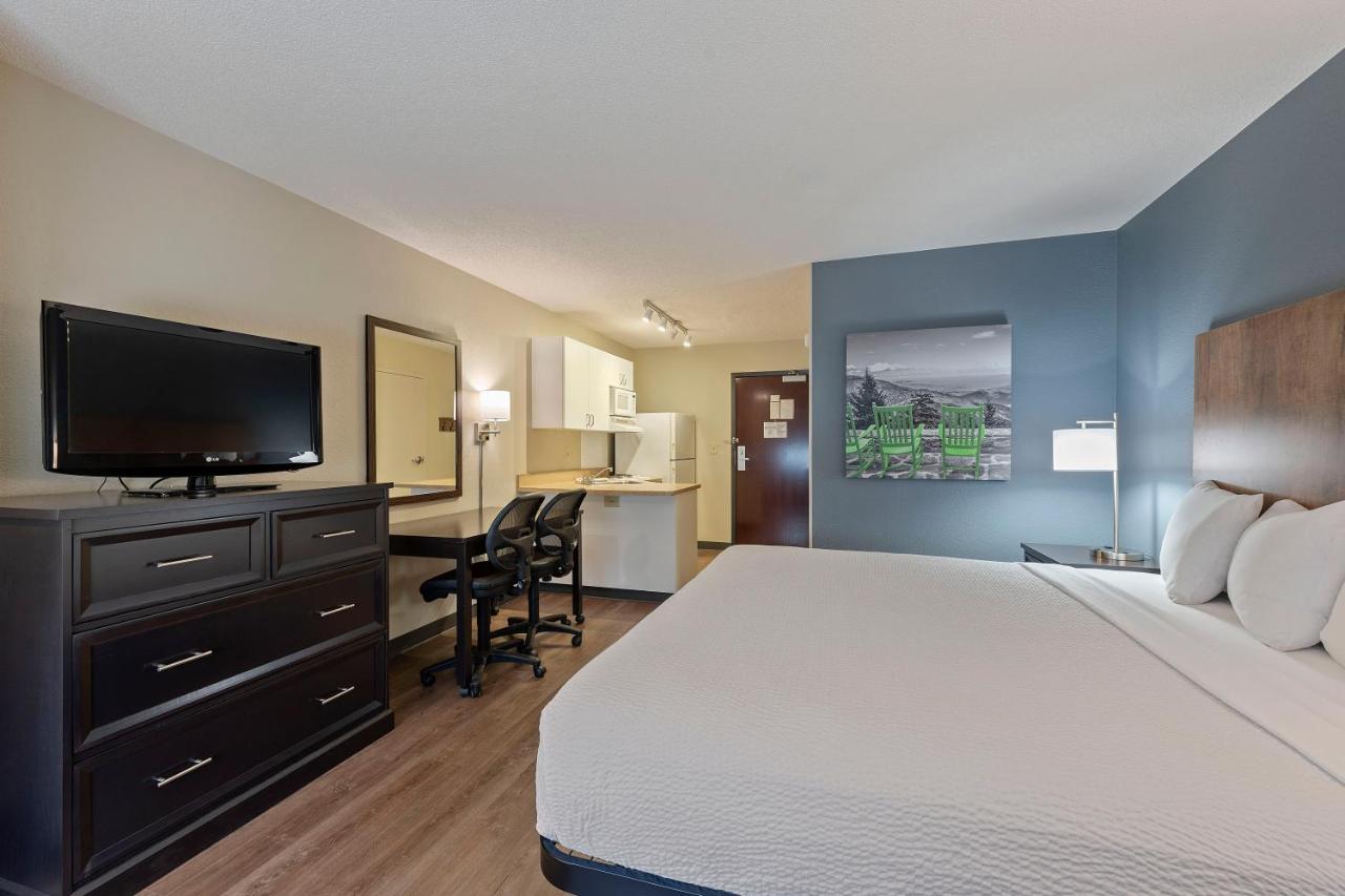 Room #51720309 at Extended Stay America Suites Charlotte Pineville Park Rd