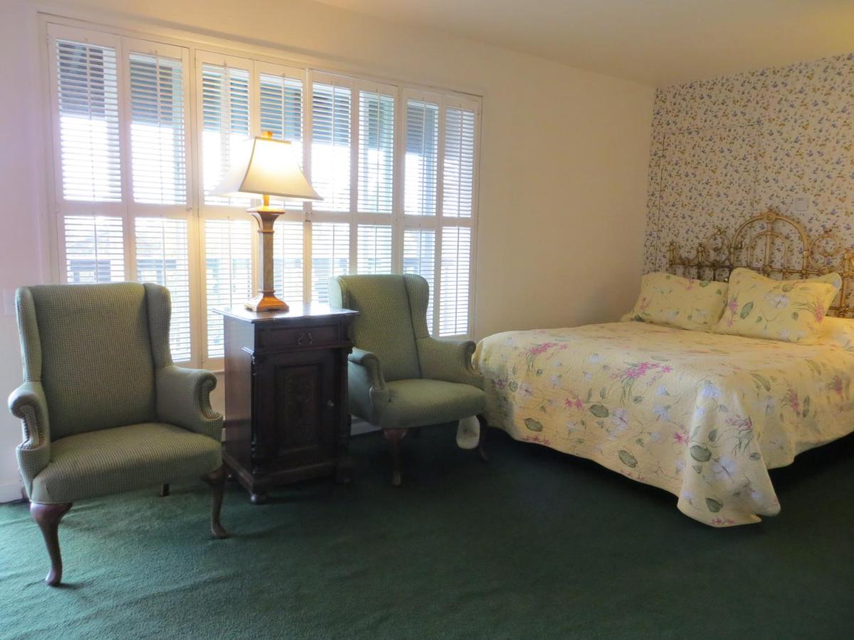Two Bedroom Suite at Hofsas House Hotel