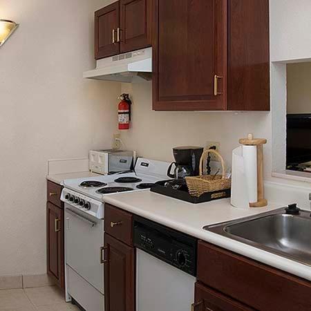 One-Bedroom King Suite at Clock Tower Inn Berne
