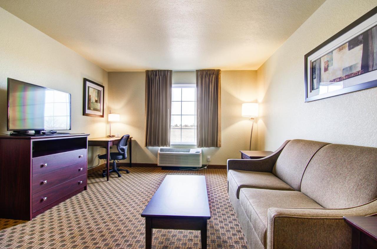 Family Room - Disability Access at Castle Rock Inn & Suites
