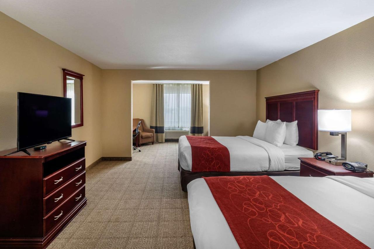 Queen Suite with Two Queen Beds - Non-Smoking at Comfort Suites Ennis
