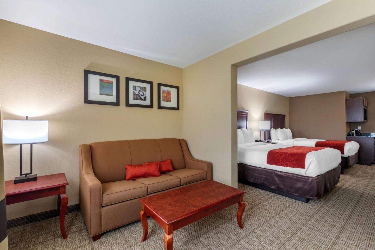 Queen Suite with Two Queen Beds - Non-Smoking at Comfort Suites Ennis