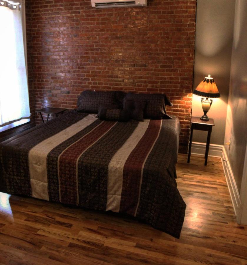 | Hotel Crittenden