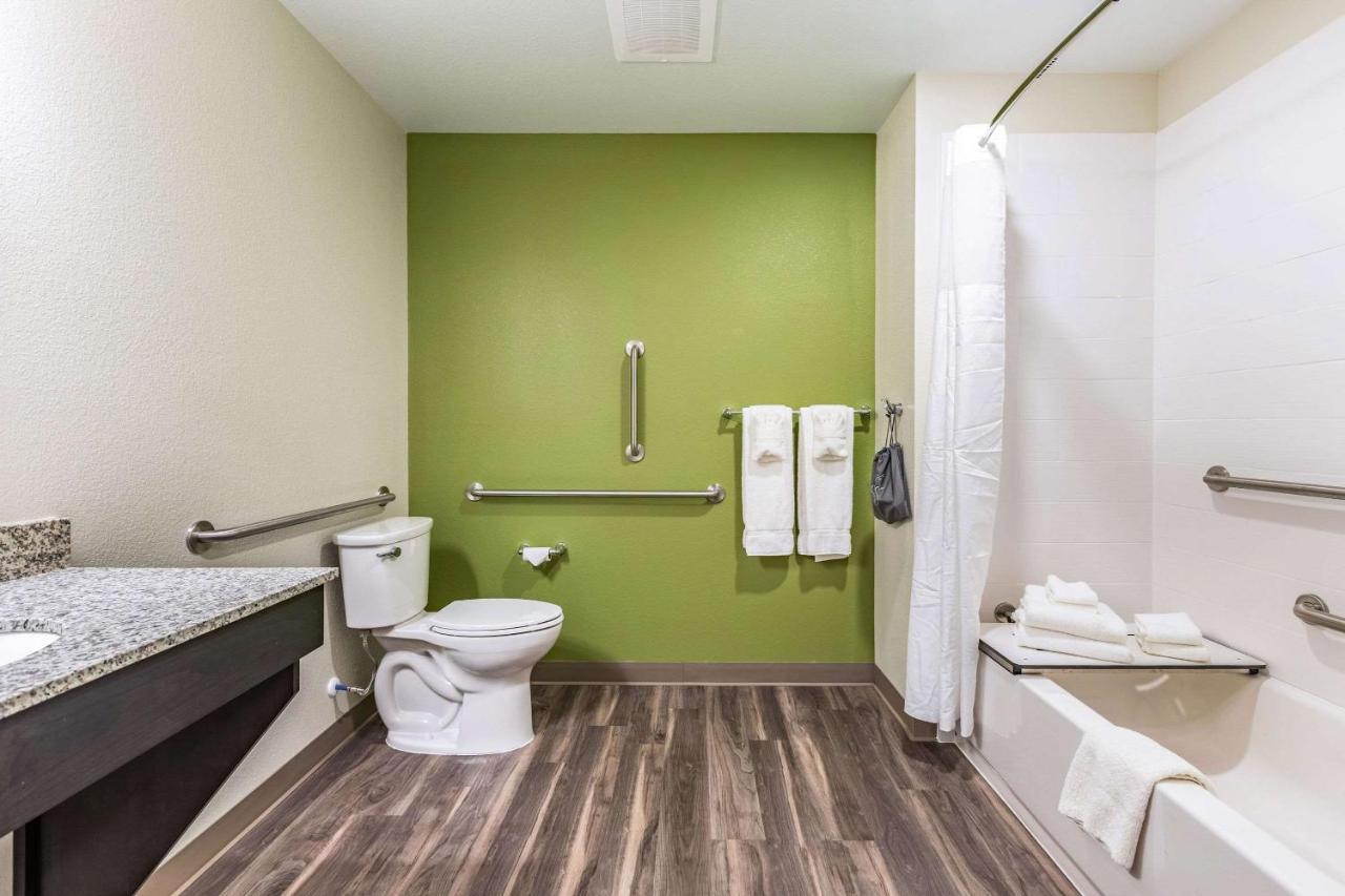 Queen Room with Two Queen Beds - Accessible/Non-Smoking at Sleep Inn & Suites Mt. Hope near Auction & Event Center