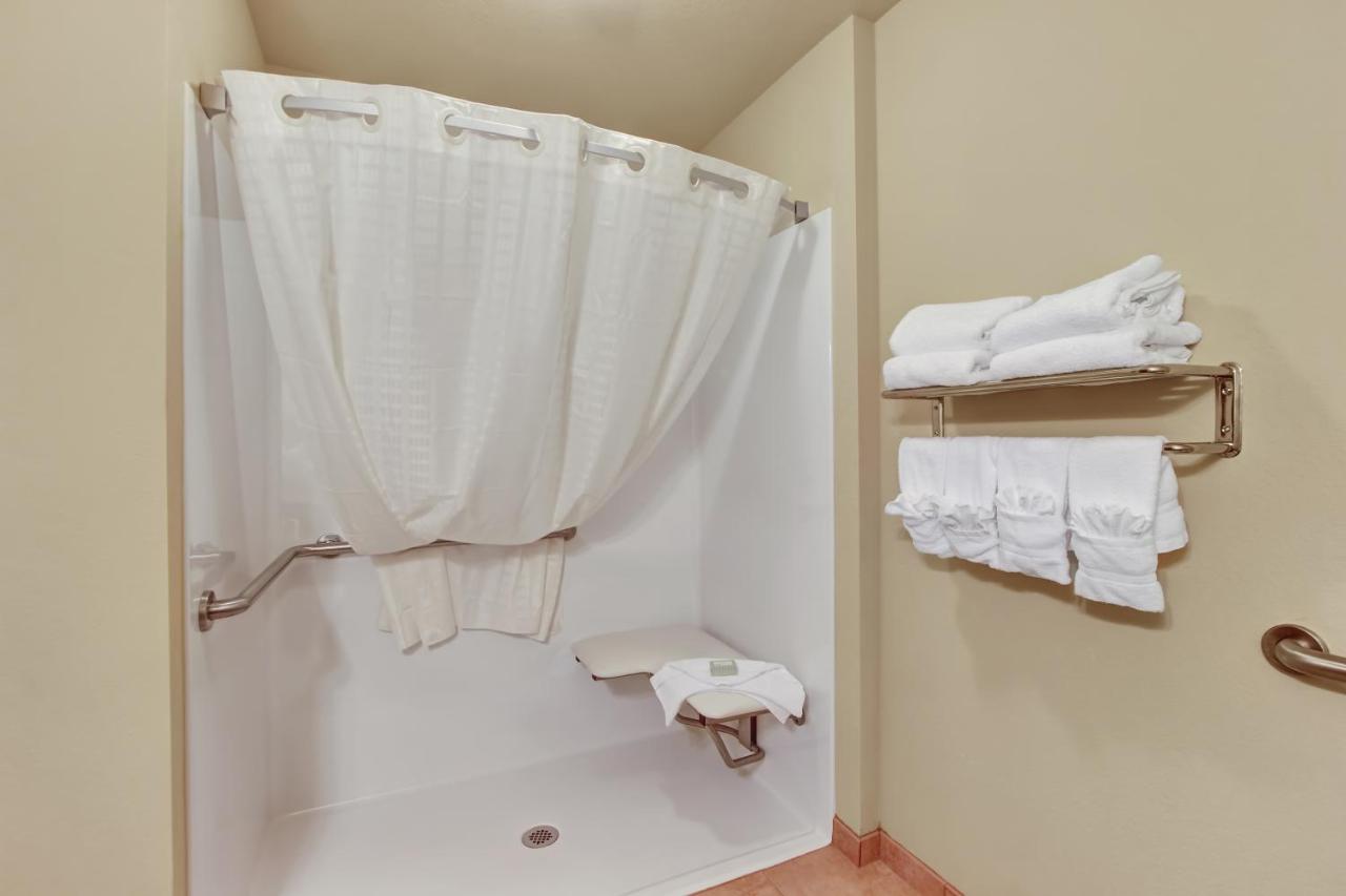 King Room - Disability Access at Cobblestone Hotel & Suites - Waynesboro