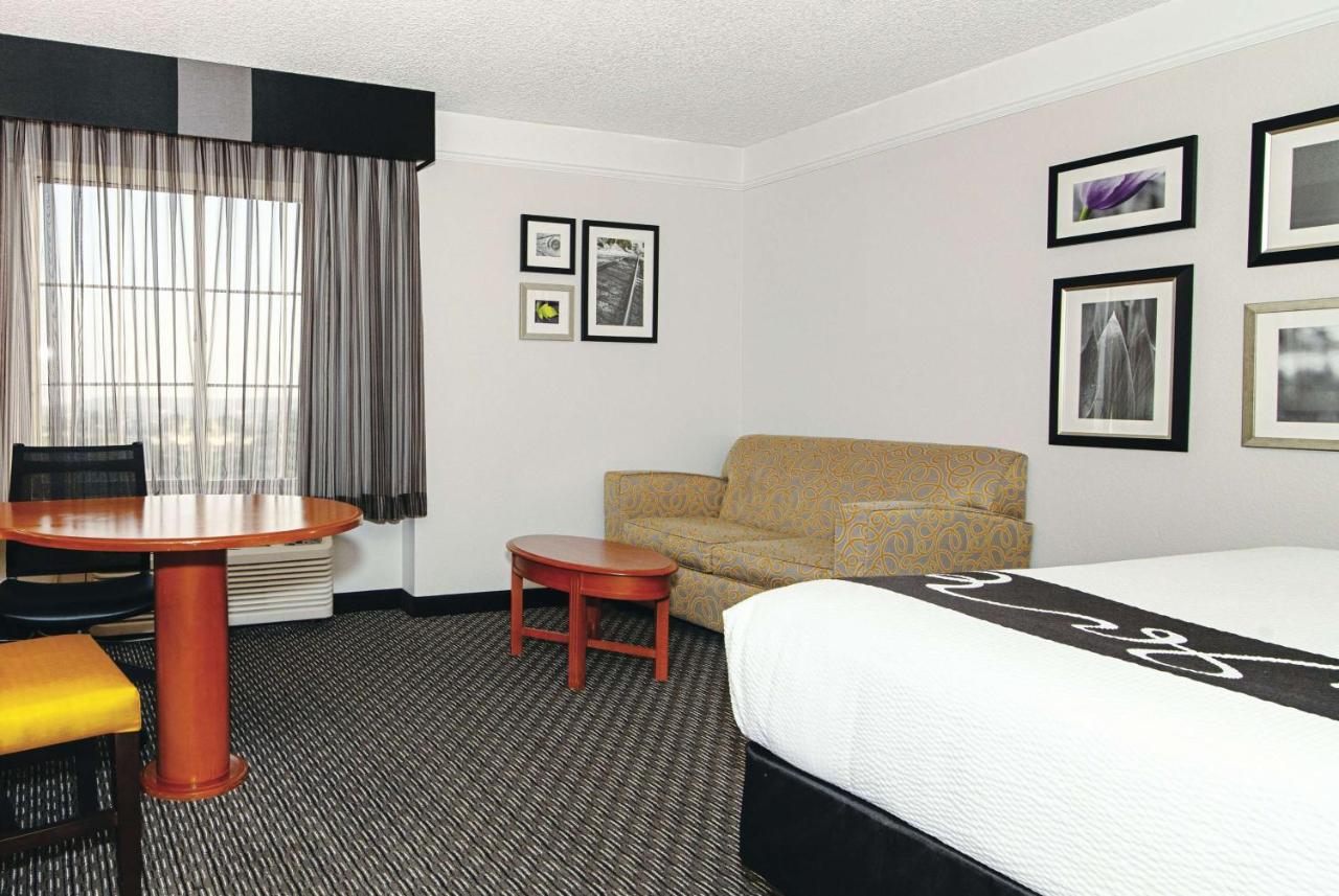  | La Quinta Inn & Suites by Wyndham Ontario Airport