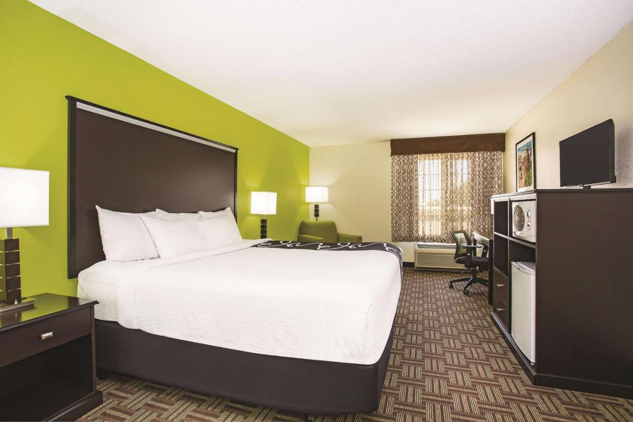 King Room at La Quinta Inn & Suites by Wyndham Fruita