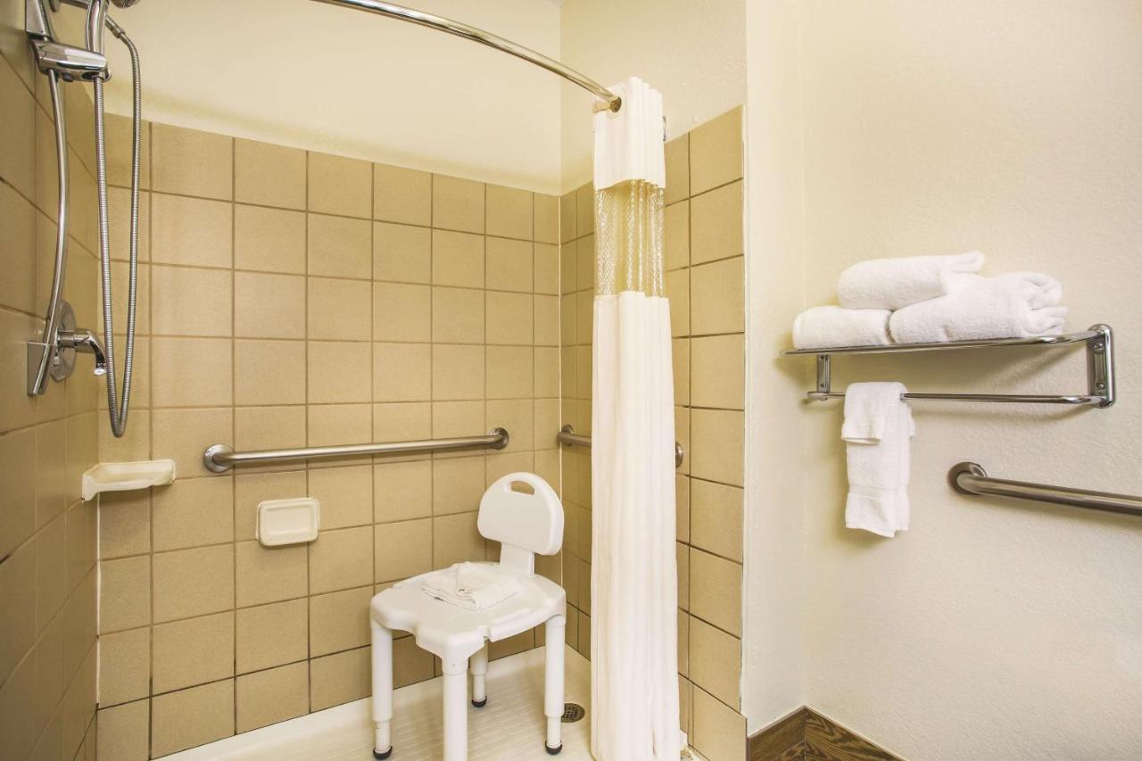King Room - Disability Access at La Quinta Inn & Suites by Wyndham Fruita