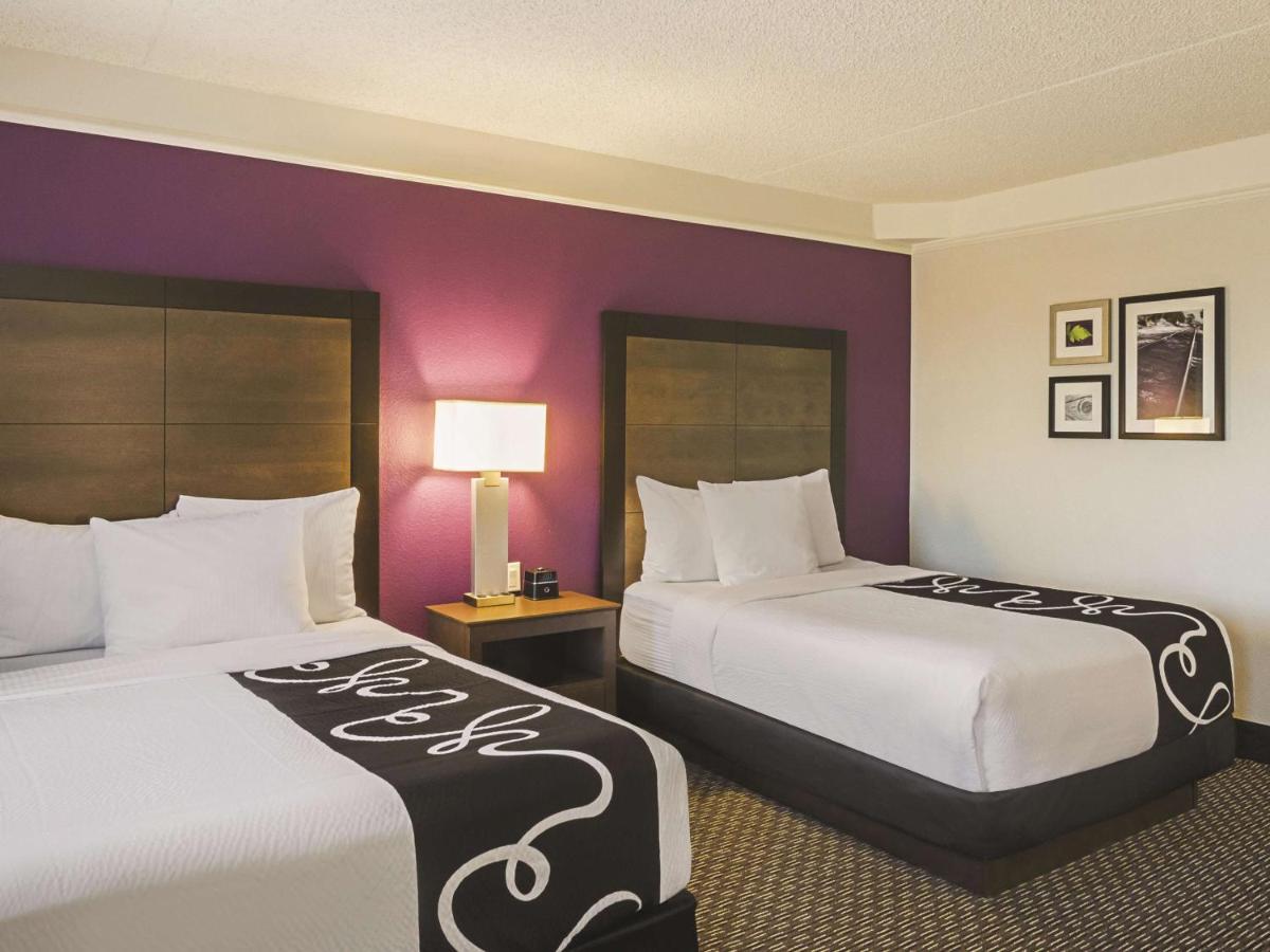 Deluxe Double Room with Two Double Beds at La Quinta Inn & Suites by Wyndham Denver Tech Center