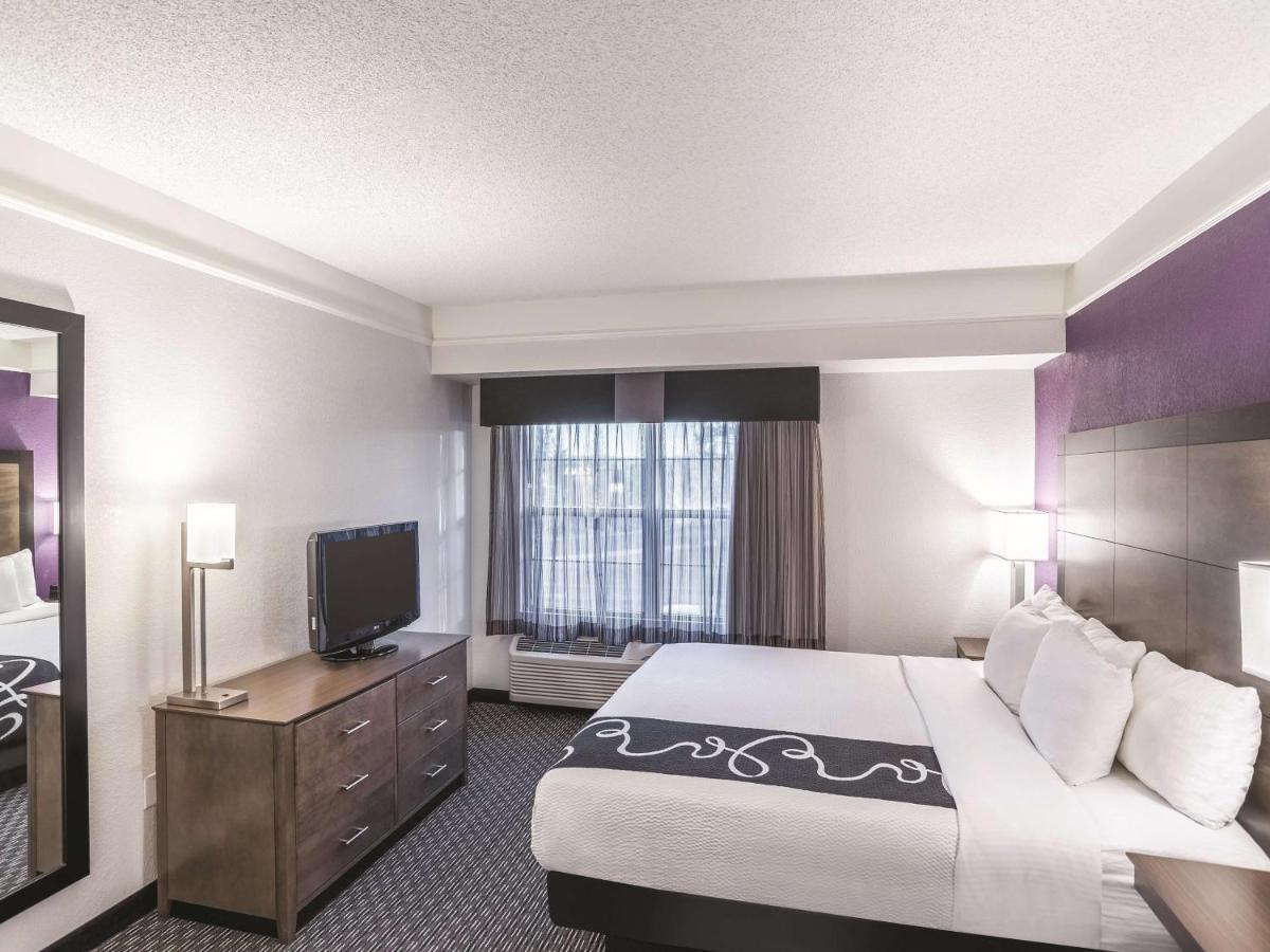 Deluxe King Suite at La Quinta Inn & Suites by Wyndham Flagstaff