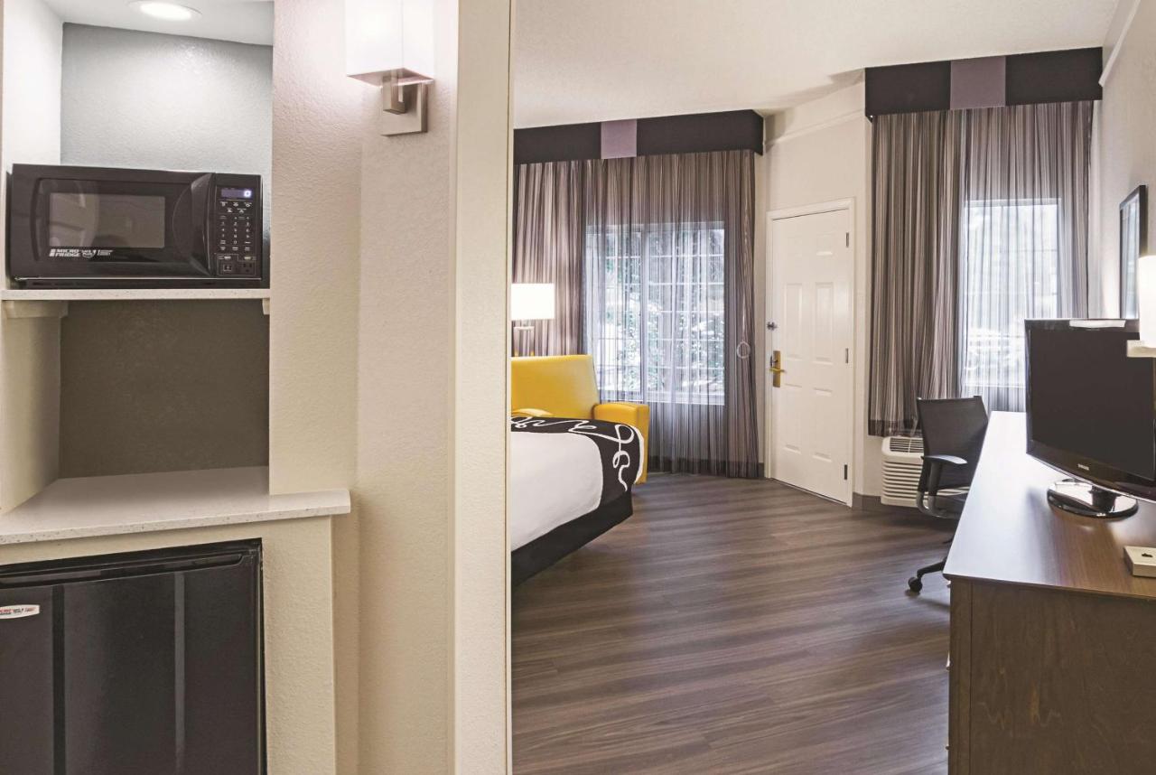 King Room - Disability Access at La Quinta Inn & Suites by Wyndham Fort Worth North