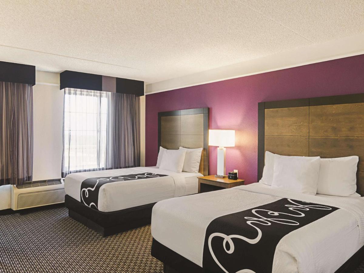Deluxe Double Room with Two Double Beds at La Quinta Inn & Suites by Wyndham Denver Tech Center