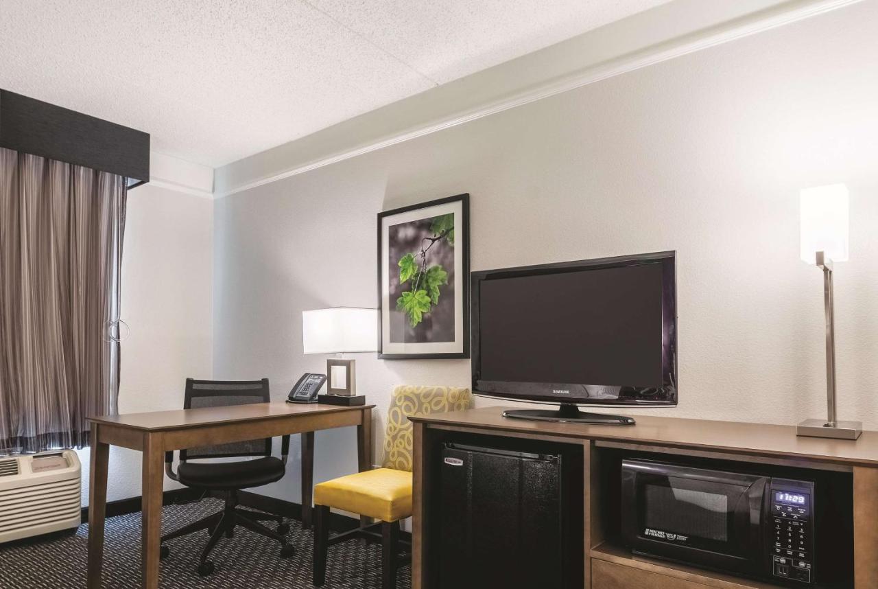 Doube Room with Two Double Beds and Roll-In Shower - Mobility/Hearing Accessible - Non-Smoking at La Quinta Inn & Suites by Wyndham Alexandria Airport