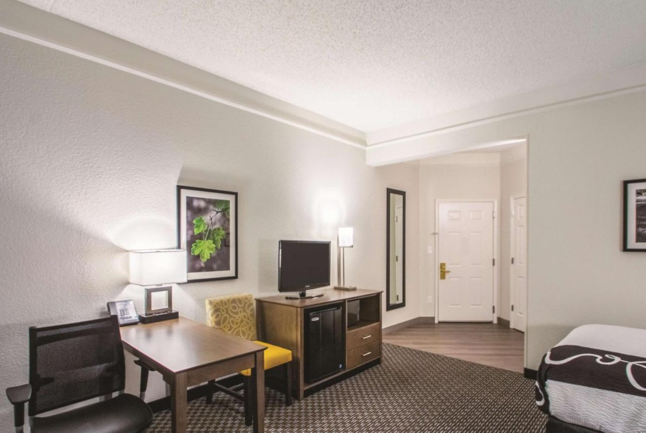 Deluxe Double Room with Two Double Beds at La Quinta Inn & Suites by Wyndham Orem University Pwy/Provo