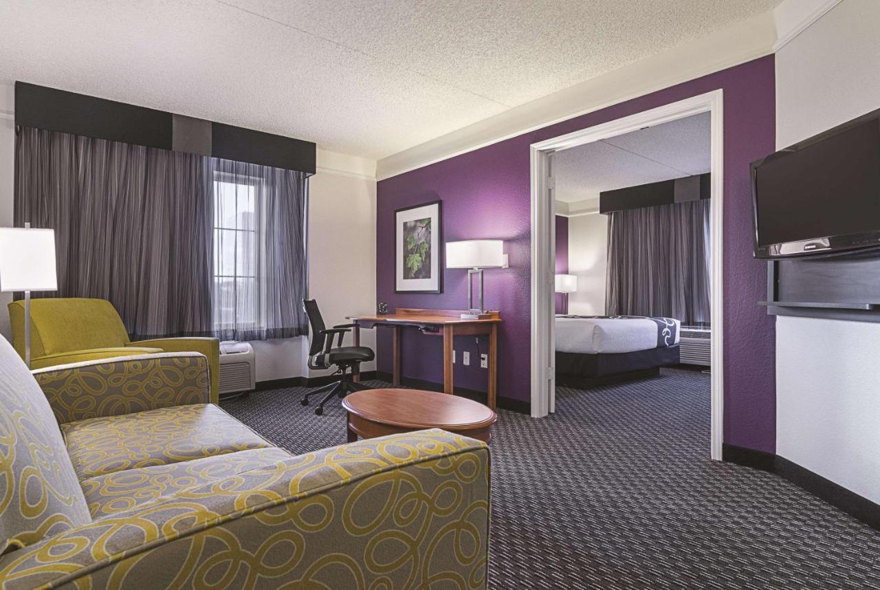 King Suite - Non-Smoking at La Quinta Inn & Suites by Wyndham Phoenix Mesa West