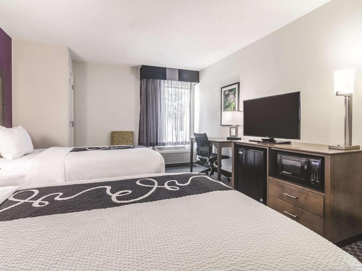 Double Room with Two Double Beds - Mobility Access at La Quinta Inn & Suites by Wyndham Myrtle Beach - N Kings Hwy