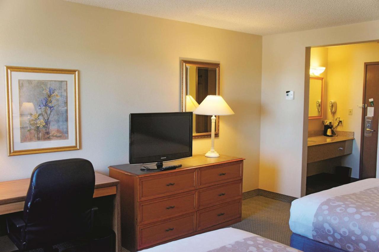 One-Bedroom Suite with Two Double Beds - Non-Smoking at La Quinta Inn & Suites by Wyndham El Paso West Bartlett