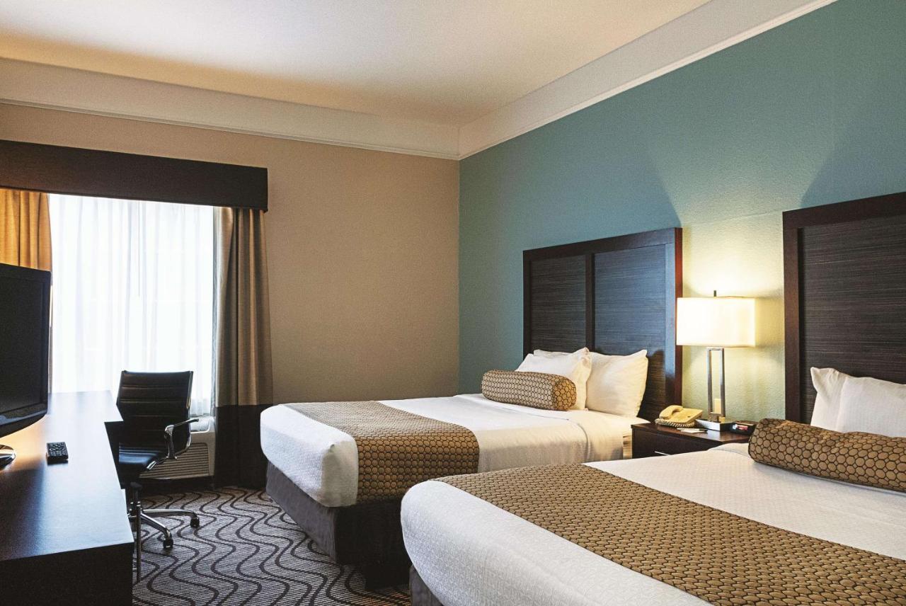 Deluxe Queen Room with Two Queen Beds at La Quinta Inn & Suites by Wyndham Houma
