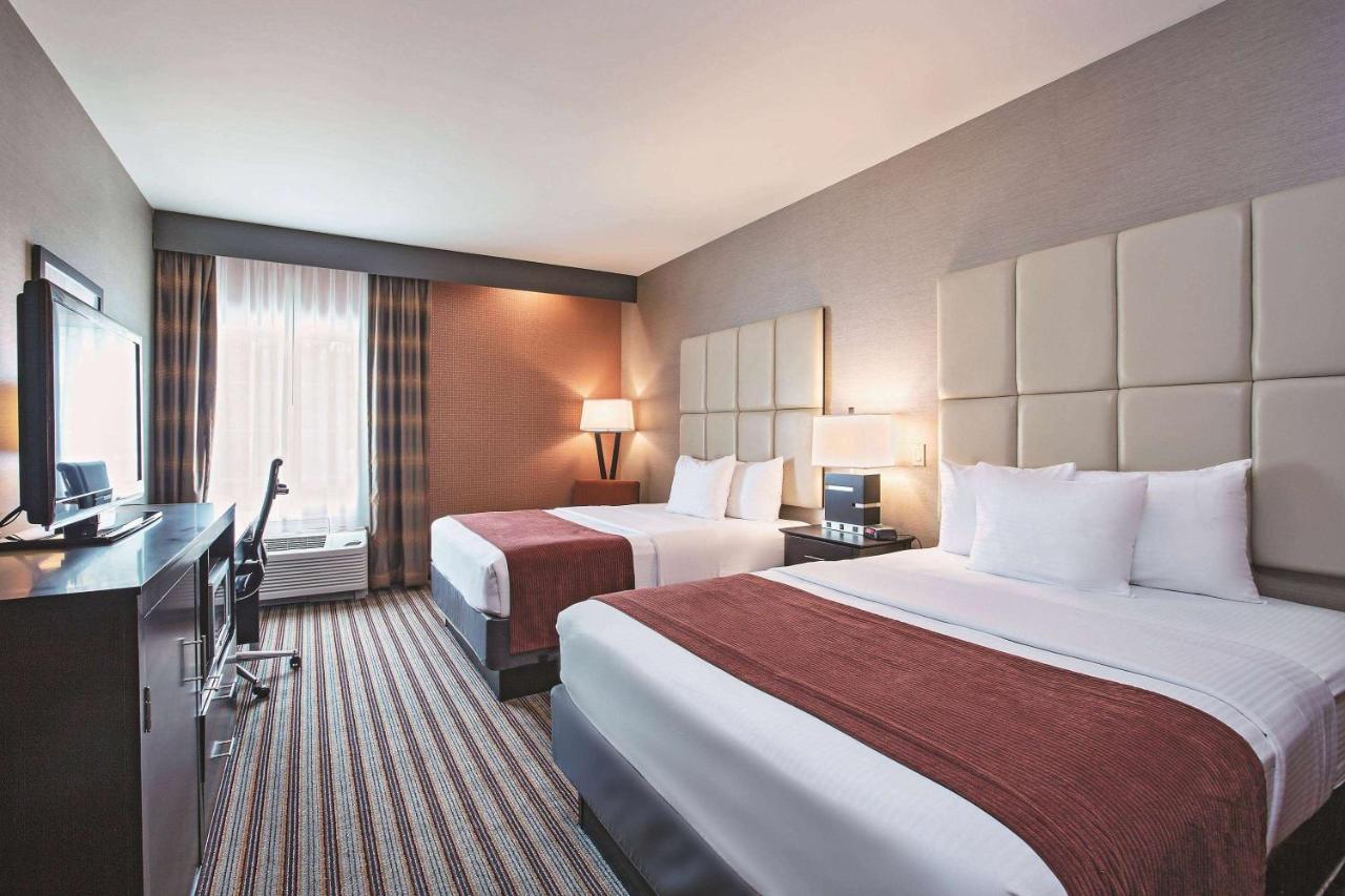 Deluxe Queen Room with Two Queen Beds at La Quinta Inn & Suites by Wyndham Harrisburg-Hershey