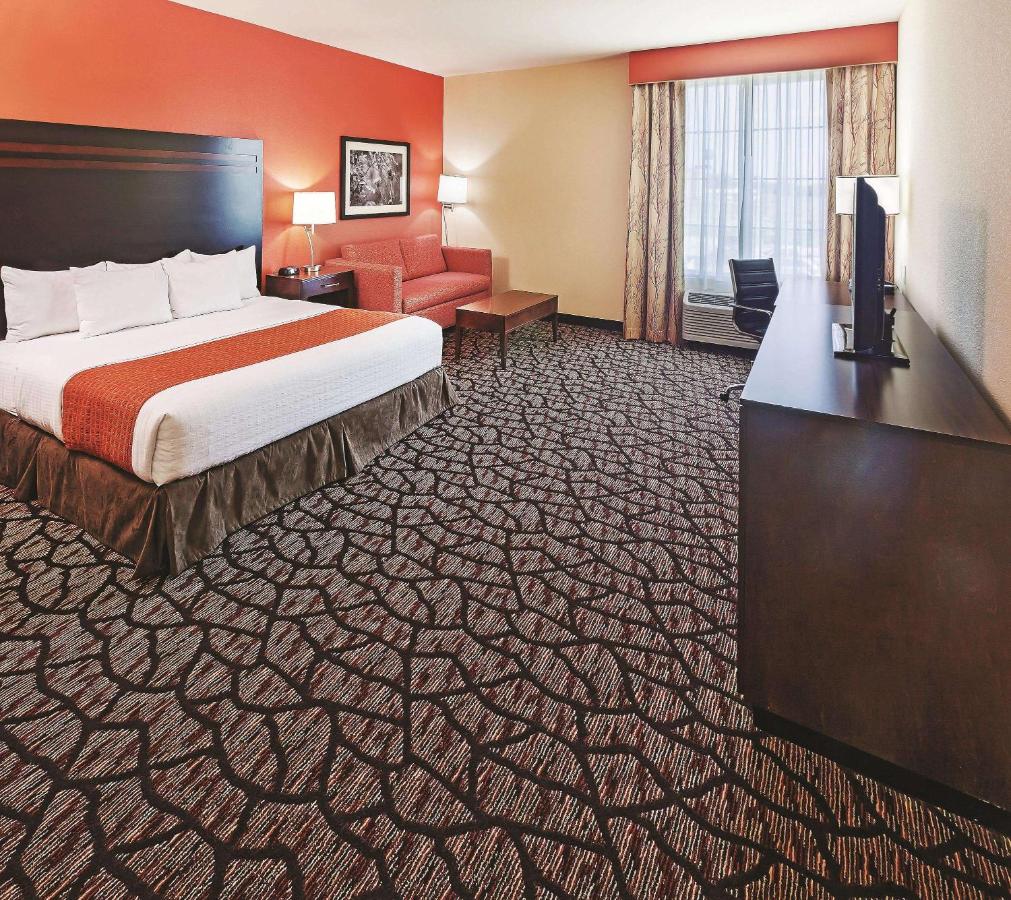 King Room with Sofa Bed at La Quinta Inn & Suites by Wyndham Pecos