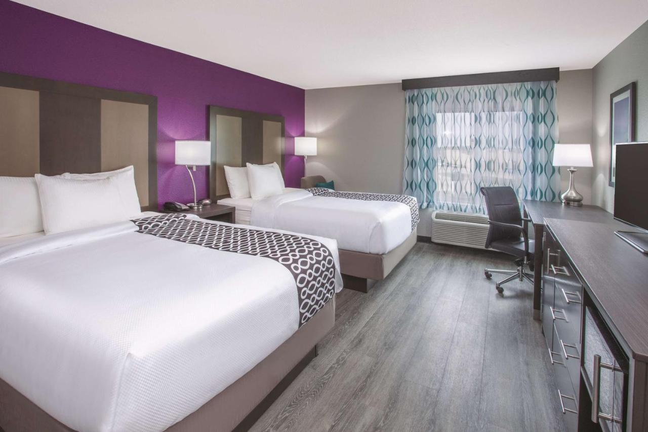 Queen Room with Two Queen Beds - Non-Smoking at La Quinta Inn & Suites by Wyndham Effingham