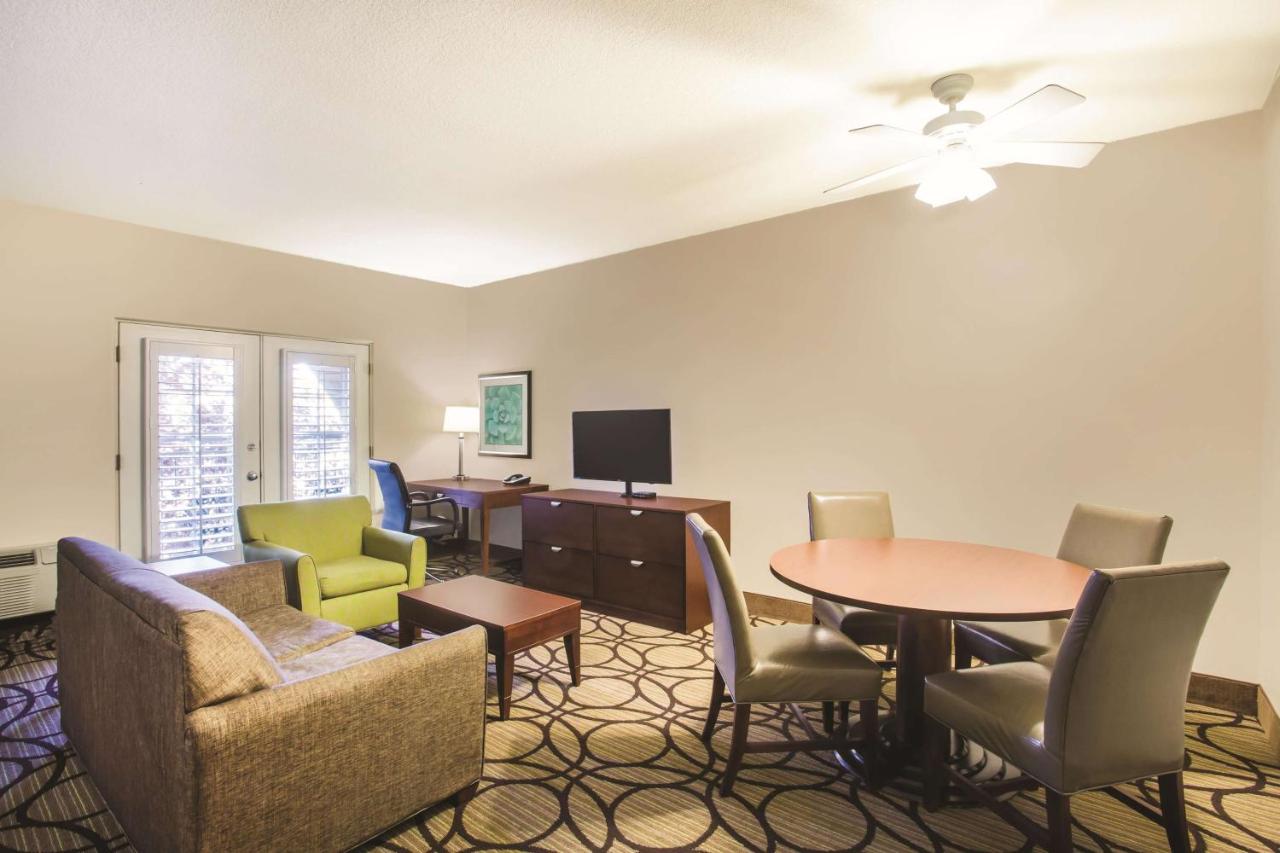 Deluxe Family Room - Non-Smoking at La Quinta Inn & Suites by Wyndham Conference Center Prescott