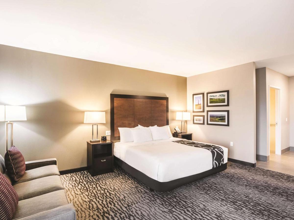 King Room - Mobility Access/Non-Smoking at La Quinta Inn & Suites by Wyndham Walla Walla
