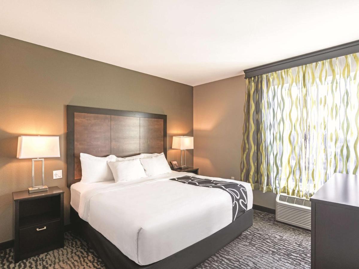 Deluxe King Suite at La Quinta Inn & Suites by Wyndham Walla Walla