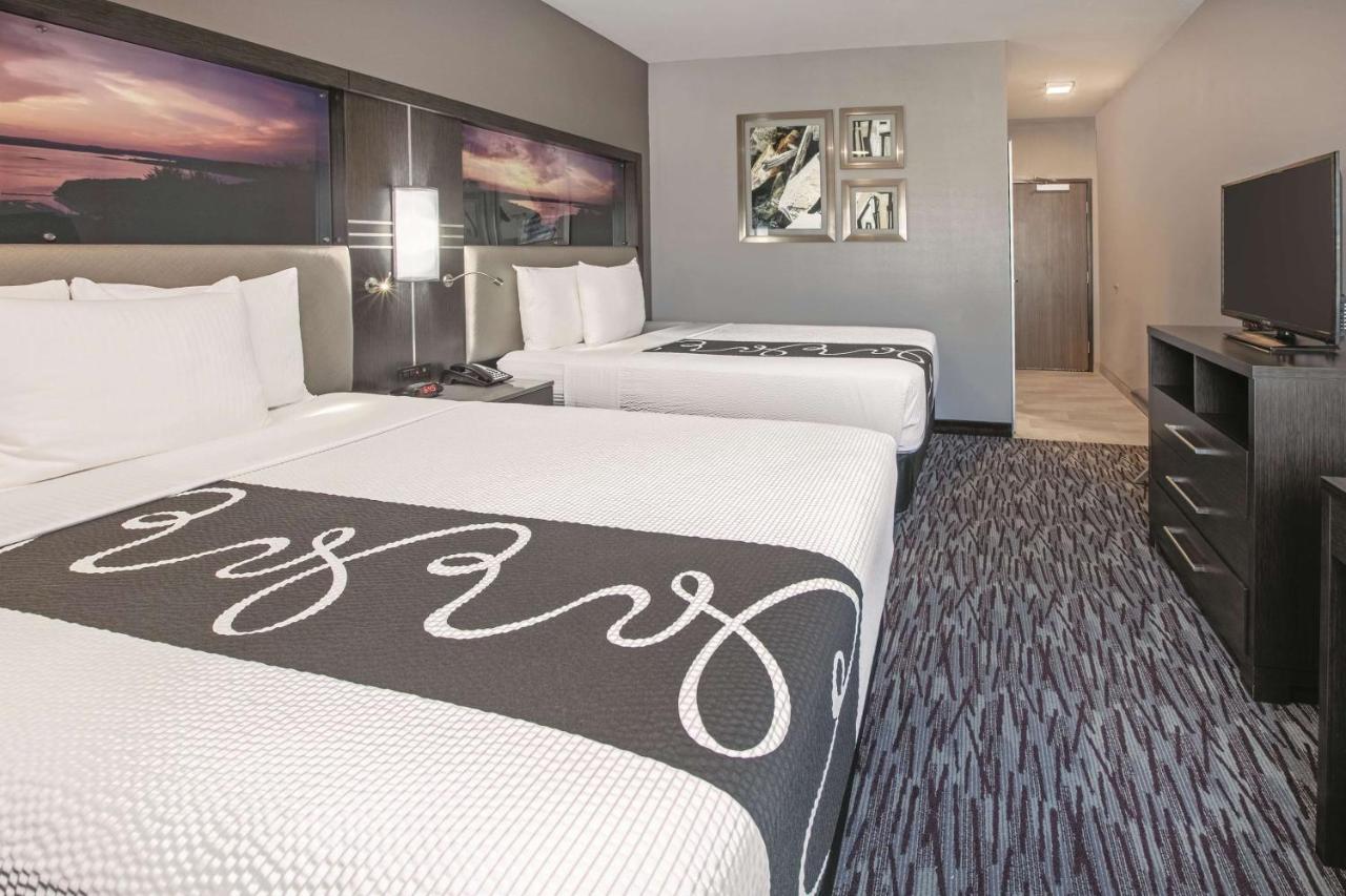Queen Room with Two Queen Beds at La Quinta Inn & Suites by Wyndham Amarillo Airport