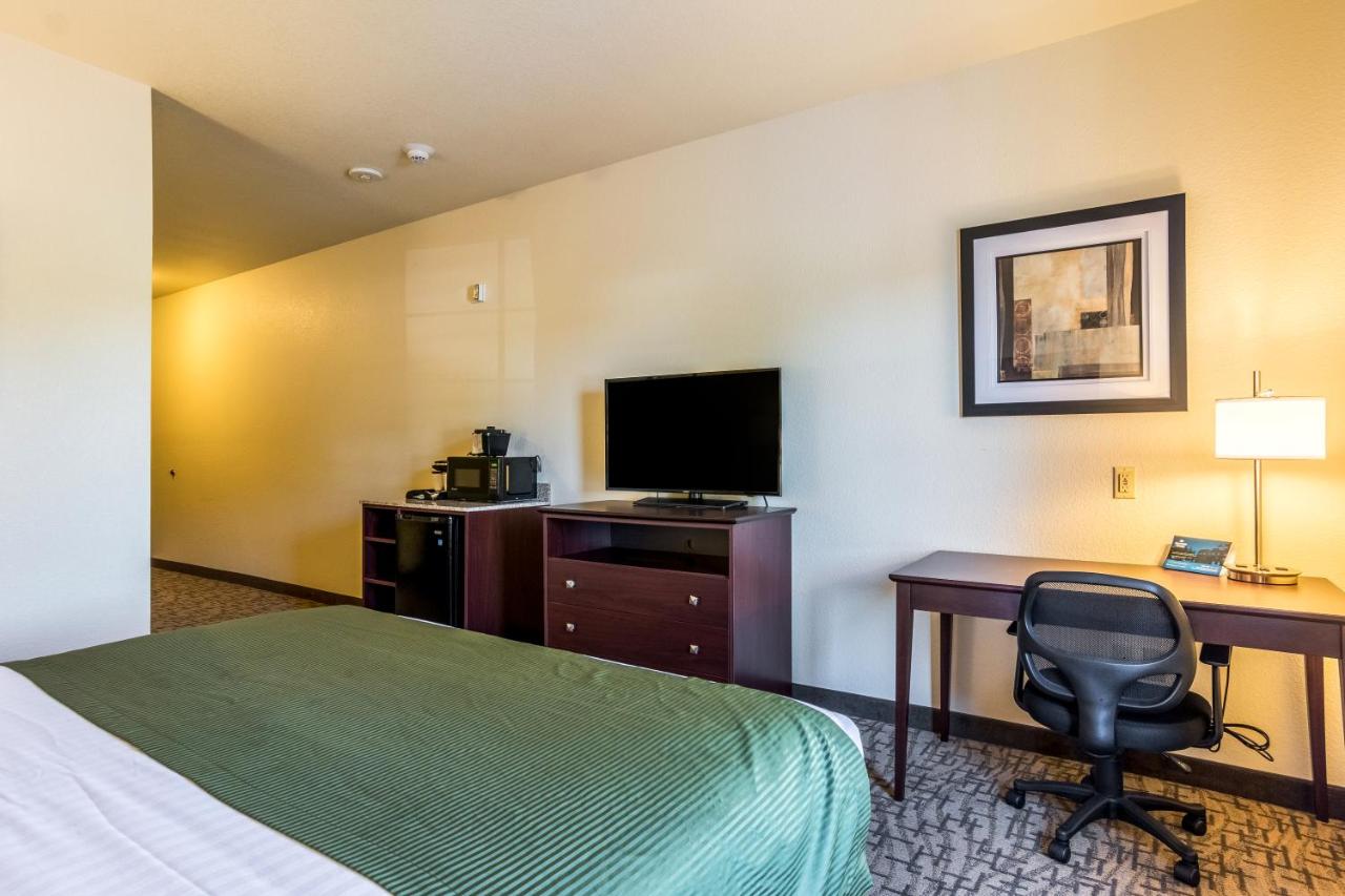 Studio - Disability Access at Cobblestone Hotel and Suites Torrington