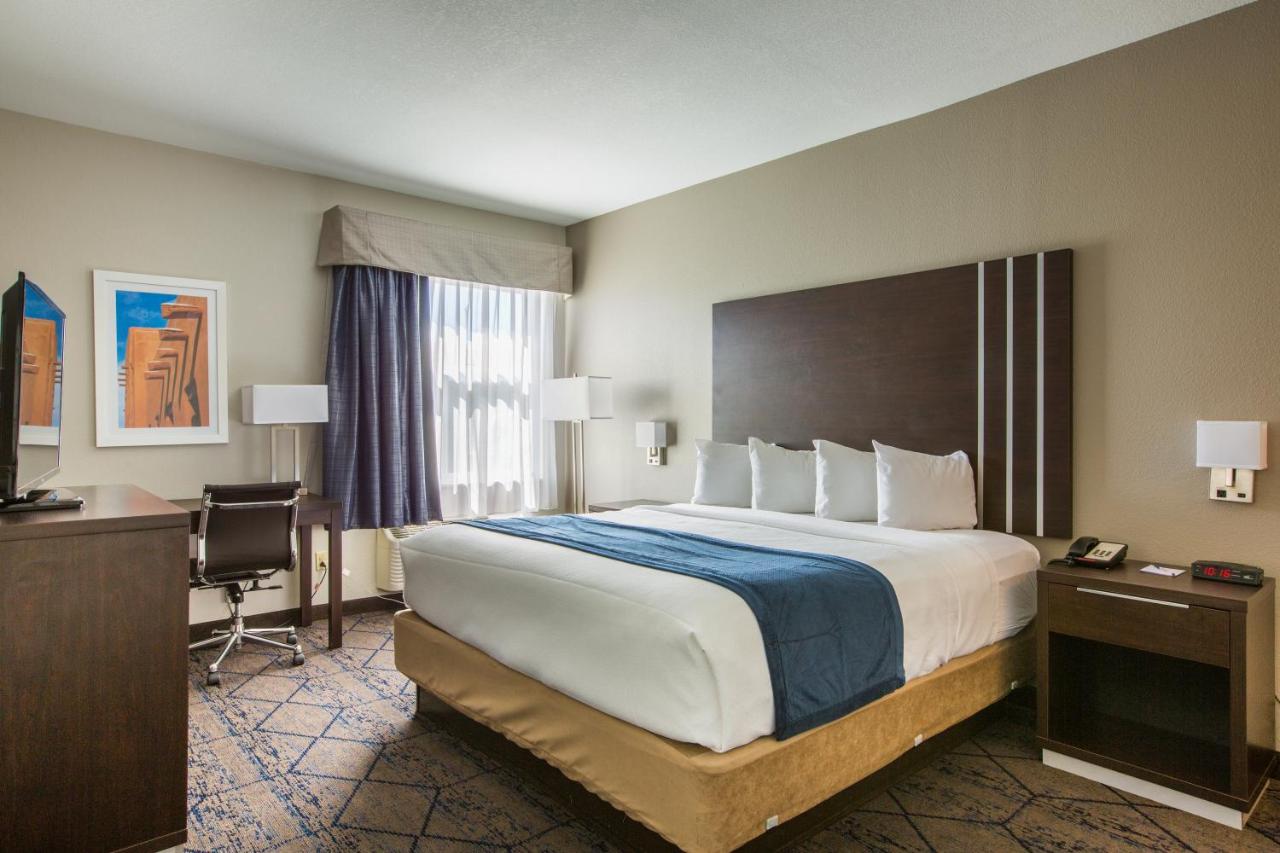 King Room - Mobility Access/Non-Smoking at Baymont by Wyndham Albuquerque Airport