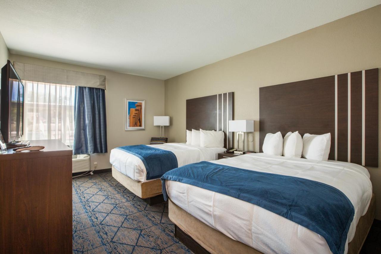 Queen Room - Mobility Access/Non-Smoking at Baymont by Wyndham Albuquerque Airport