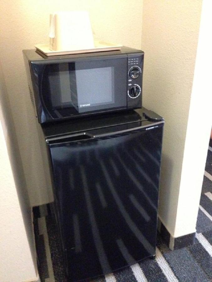 King Room - Smoking at Super 8 by Wyndham Fort Worth North