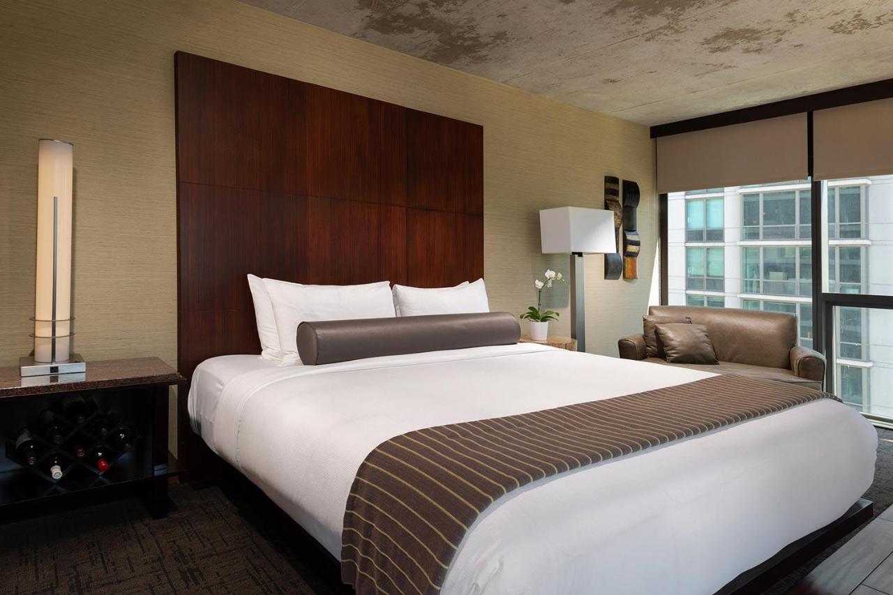 King Room with Panoramic View at Eurostars Magnificent Mile