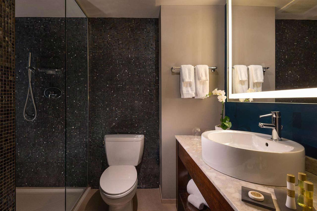 Deluxe Suite at Eurostars Magnificent Mile