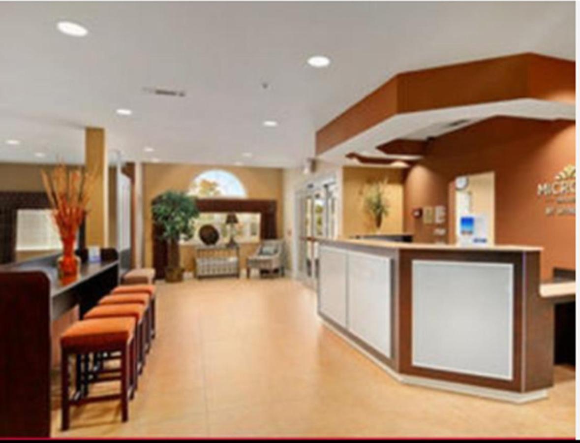 Queen Suite - Disability Access - Non-Smoking at Microtel Inn & Suites by Wyndham Ozark