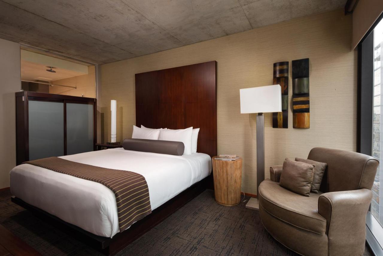 Deluxe Room at Eurostars Magnificent Mile