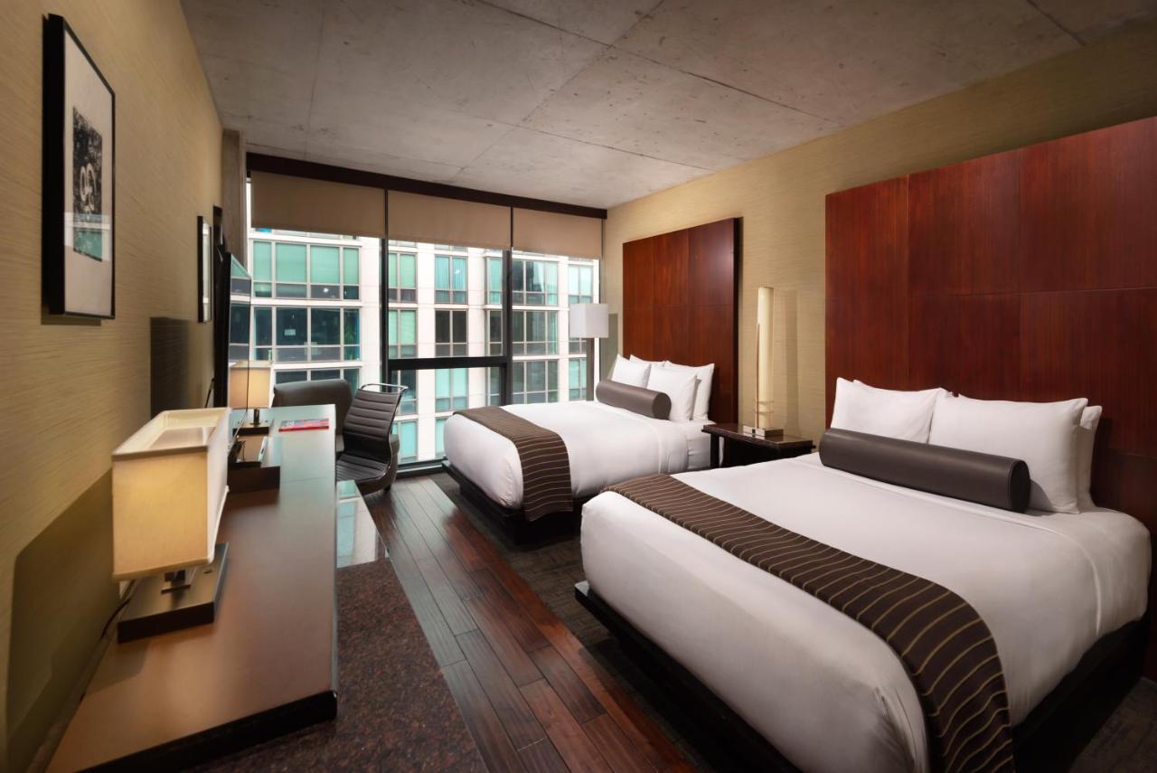 Deluxe Room at Eurostars Magnificent Mile