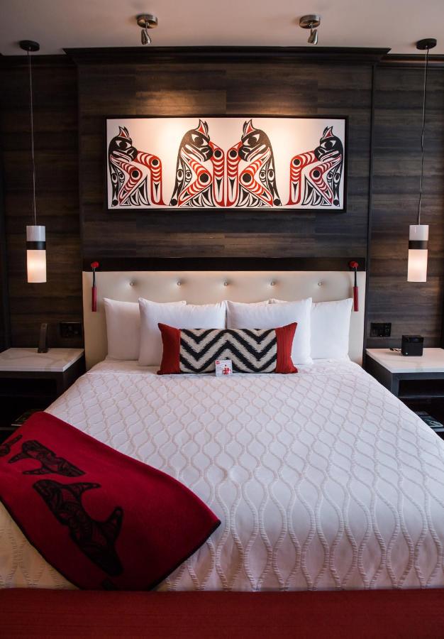 Deluxe King Room at Tulalip Resort Casino