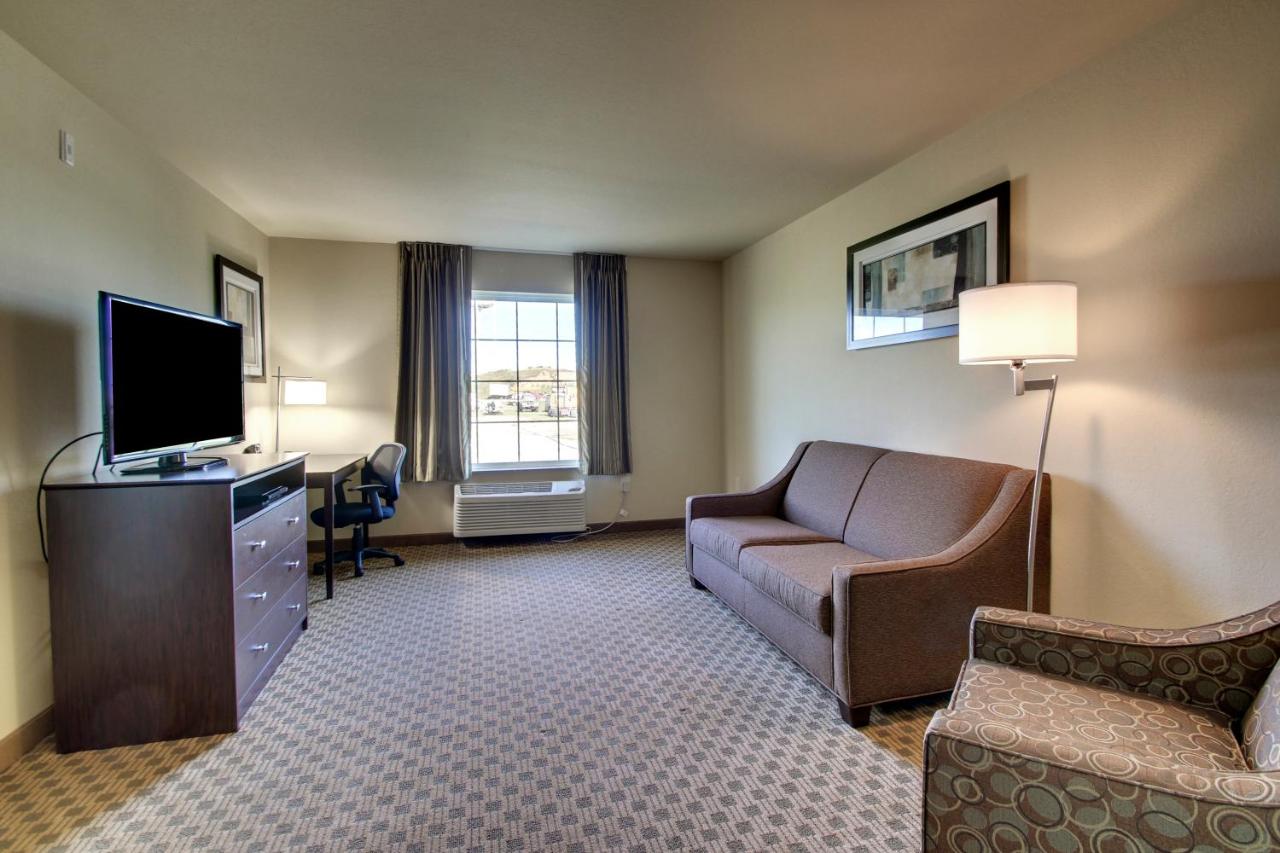 King Suite at Cobblestone Inn & Suites - Brillion