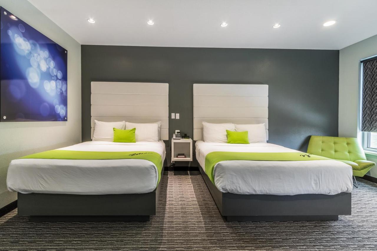 Queen Room with Two Queen Beds - Non-Smoking at The Wallhouse Hotel, an Ascend Collection Hotel