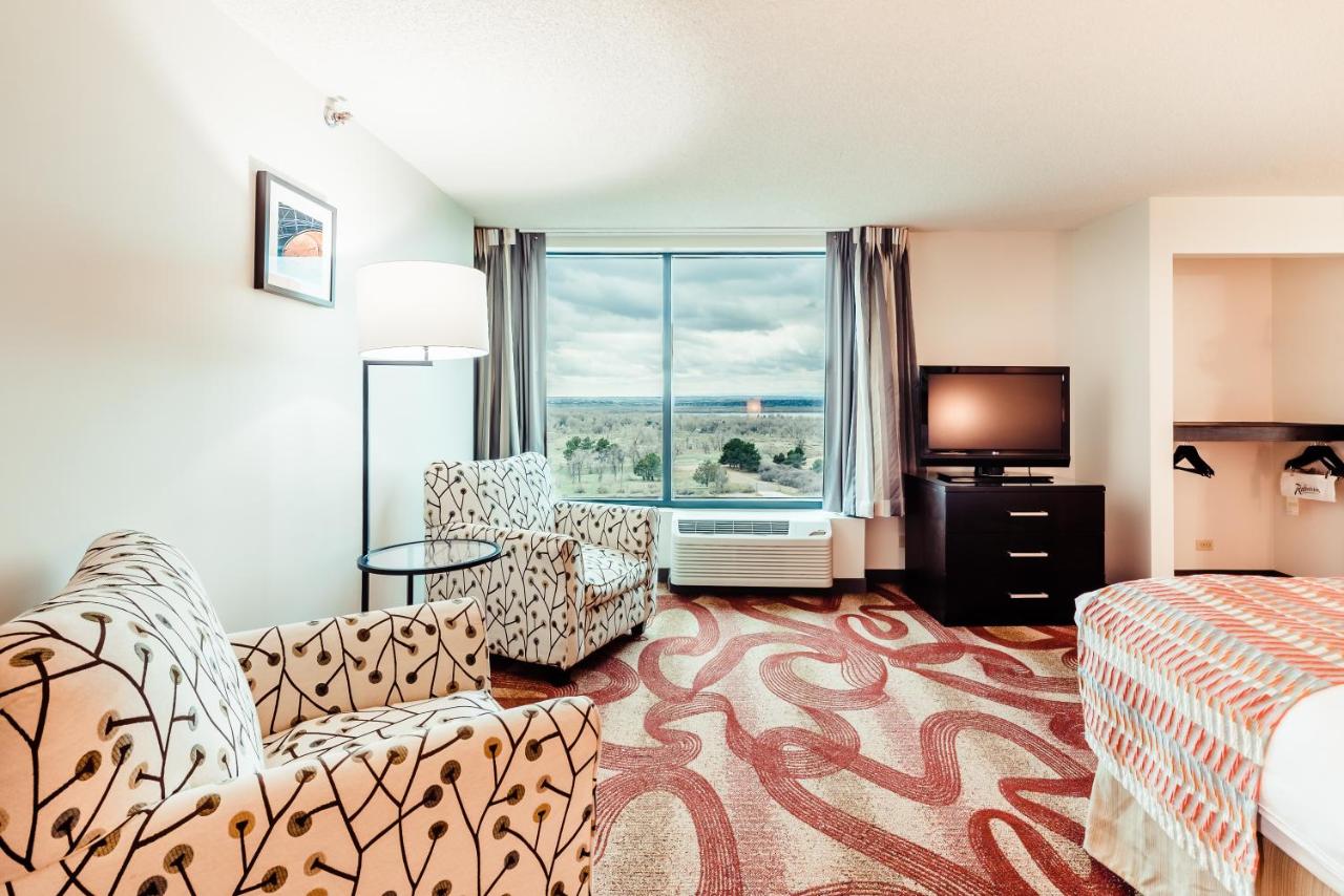 One-Bedroom Suite with King Bed at Radisson Hotel Denver - Aurora