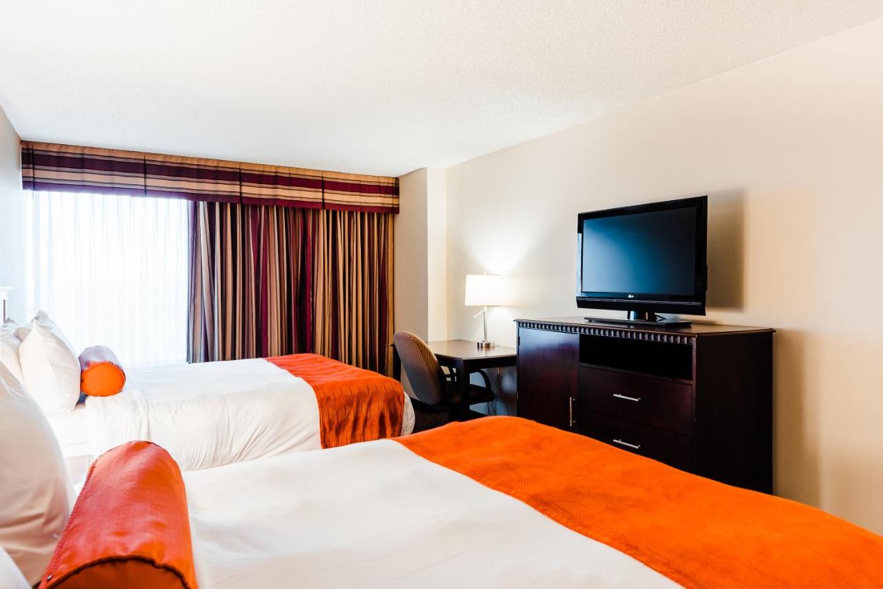 Business Queen Room with Two Queen Beds at Radisson Hotel Denver - Aurora
