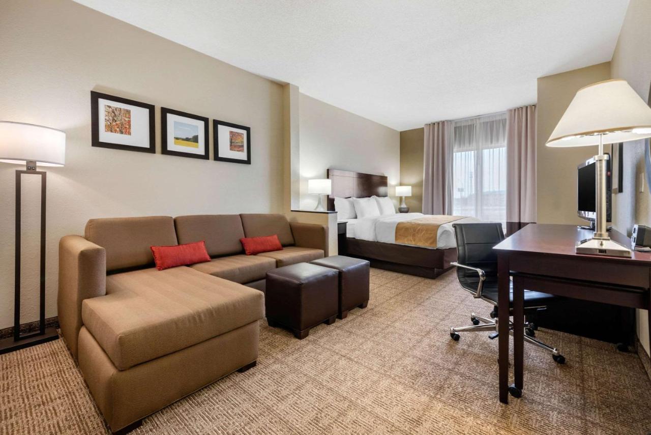 King Suite with Sofa Bed on Top Floor - Non-Smoking at Comfort Suites Lafayette University Area