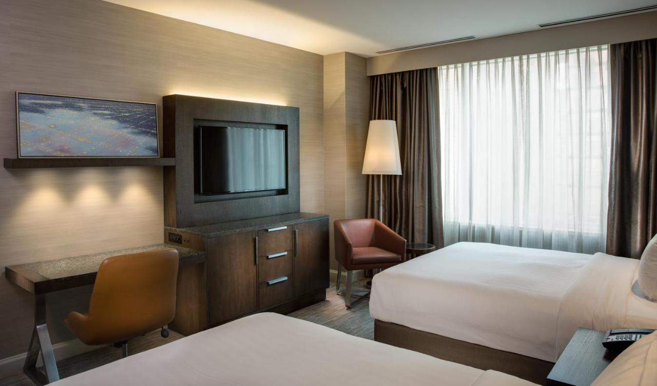 Queen Room with Two Queen Beds and Bath Tub - Disability Access at Hyatt Centric Chicago Magnificent Mile